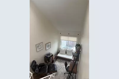 211 Treetop Circle, Nanuet, NY 10954 - Photo 10