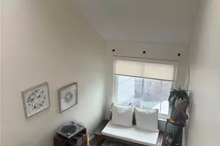 211 Treetop Cir, Nanuet, NY 10954 - Photo 10