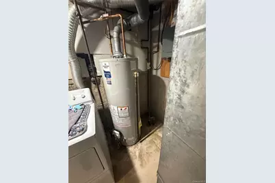 211 Treetop Circle, Nanuet, NY 10954 - Photo 18