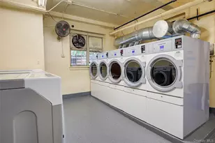 77-14 113th St, Forest Hills, NY 11375 - Photo 28