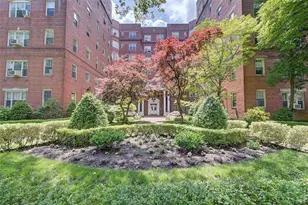 77-14 113th St, Forest Hills, NY 11375 - Photo 2