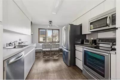 613 Smith Place, Oceanside, NY 11572 - Photo 12