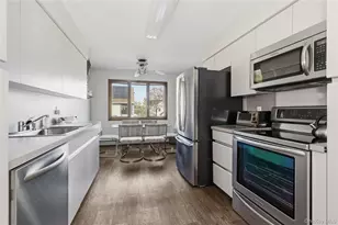 613 Smith Pl, Oceanside, NY 11572 - Photo 12