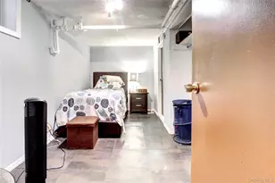 65-10 80th Ave, Glendale, NY 11385 - Photo 16