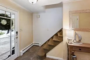 4 Abbington Pl, Northport, NY 11768 - Photo 10