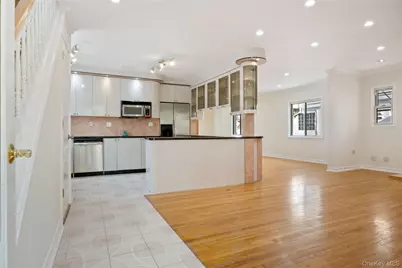 73-33 188th Street, Fresh Meadows, NY 11366 - Photo 4