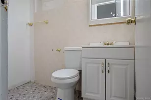 73-33 188th St, Fresh Meadows, NY 11366 - Photo 26