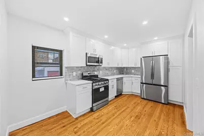 2054 Saint Paul Avenue, Bronx, NY 10461 - Photo 12