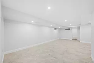 2054 St Paul Ave, Bronx, NY 10461 - Photo 24