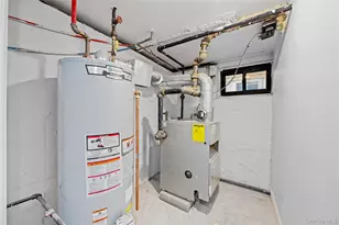 2054 St Paul Ave, Bronx, NY 10461 - Photo 26