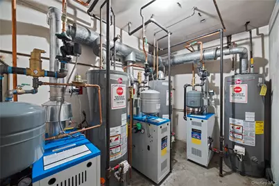 1955 Burke Avenue, Bronx, NY 10469 - Photo 38