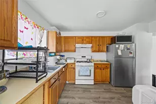 1955 Burke Ave, Bronx, NY 10469 - Photo 18