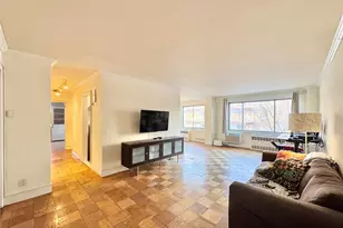 86-15 Broadway, Elmhurst, NY 11373 - Photo 2