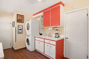 83 Woodlawn Ave, East Moriches, NY 11940 - Photo 26