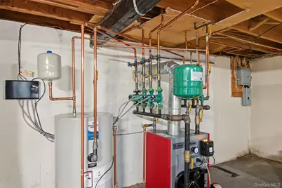 83 Woodlawn Avenue, East Moriches, NY 11940 - Photo 40