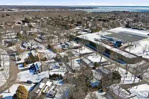 83 Woodlawn Ave, East Moriches, NY 11940 - Photo 44