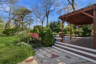 83 Woodlawn Ave, East Moriches, NY 11940 - Photo 40