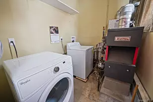 924 S 4th St, Lindenhurst, NY 11757 - Photo 24