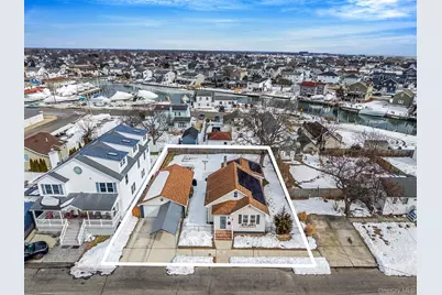 924 S 4th Street, Lindenhurst, NY 11757 - Photo 28