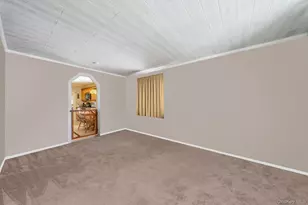 924 S 4th St, Lindenhurst, NY 11757 - Photo 10