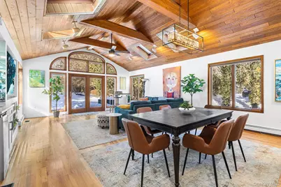 43 Lewis Court, Huntington Station, NY 11746 - Photo 18