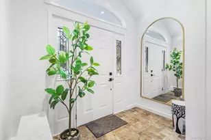 43 Lewis Ct, Huntington Station, NY 11746 - Photo 8