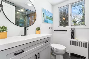 43 Lewis Ct, Huntington Station, NY 11746 - Photo 32