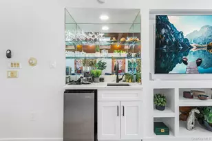 43 Lewis Ct, Huntington Station, NY 11746 - Photo 20