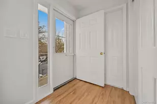 11 Pondview Close, Chappaqua, NY 10514 - Photo 2