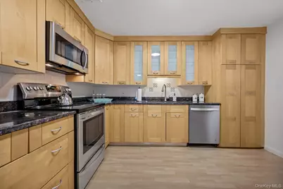 11 Pondview Close, Chappaqua, NY 10514 - Photo 10