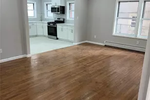 13-56 Eggert Pl, Far Rockaway, NY 11691 - Photo 1