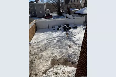 1356 Eggert Place, Far Rockaway, NY 11691 - Photo 22