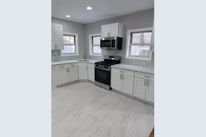 1356 Eggert Place, Far Rockaway, NY 11691 - Photo 6