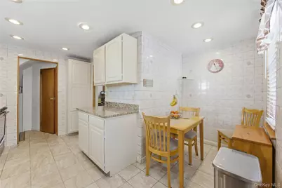 51 Agnola Street, Yonkers, NY 10707 - Photo 14