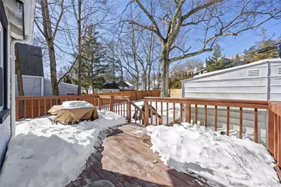 51 Agnola Street, Yonkers, NY 10707 - Photo 18