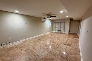 15912 88, Howard Beach, NY 11414 - Photo 2