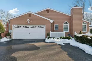 48 Neil Dr, Farmingville, NY 11738 - Photo 4