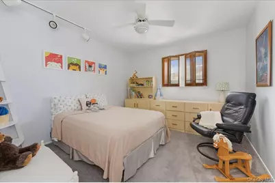 974 Mildred Drive, Baldwin, NY 11510 - Photo 18