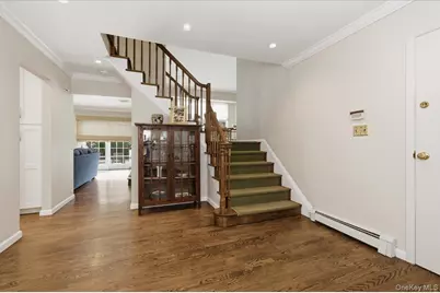 974 Mildred Drive, Baldwin, NY 11510 - Photo 2