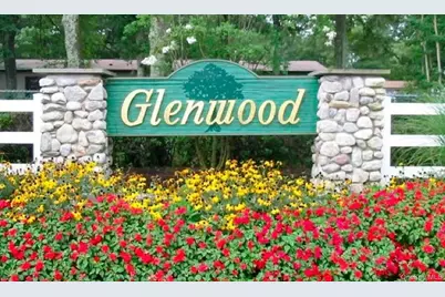 1661 Old Country Road #275, Riverhead, NY 11901 - Photo 14