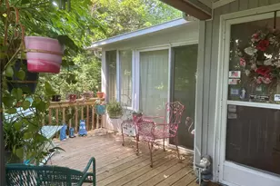 1661 Old Country Rd, Riverhead, NY 11901 - Photo 12