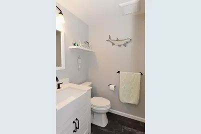 609 Fox Hill Drive, Calverton, NY 11933 - Photo 10