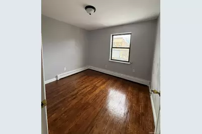 106-12 156th Street #2nd Fl, Jamaica, NY 11433 - Photo 8