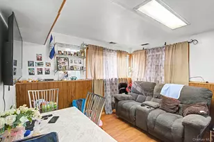 23 Frank St, Brentwood, NY 11717 - Photo 20