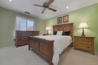 964 Skyline Drive, Coram, NY 11727 - Photo 16