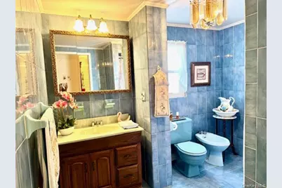 344 Rose Street, Massapequa Park, NY 11762 - Photo 10