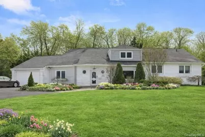 890 Thompson Drive, Bay Shore, NY 11706 - Photo 1