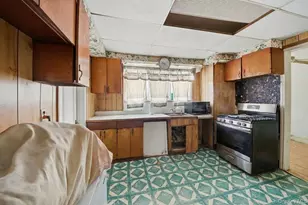 93 Stuyvesant Plaza, Mount Vernon, NY 10552 - Photo 10