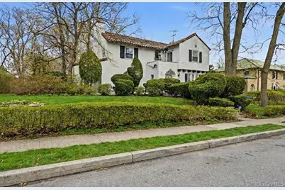 93 Stuyvesant Plaza, Mount Vernon, NY 10552 - Photo 2