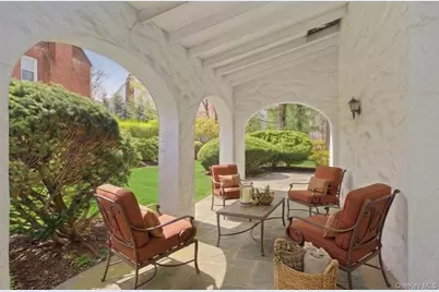 93 Stuyvesant Plaza, Mount Vernon, NY 10552 - Photo 32